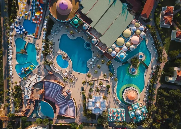 Complex Kamelya Aishen Club & Aqua Ultra Kids Concept